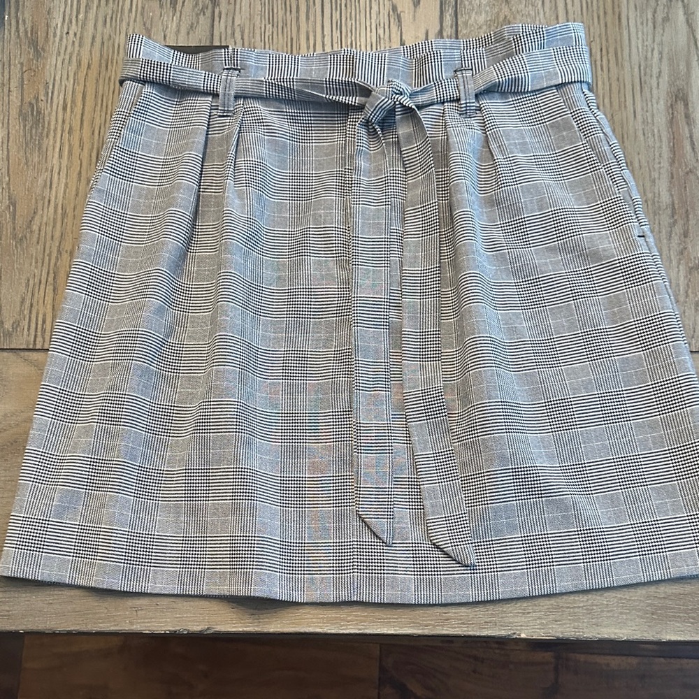 NWT Banana Republic Gray Houndstooth Plaid Belted Mini Skirt Pockets - Size 8
